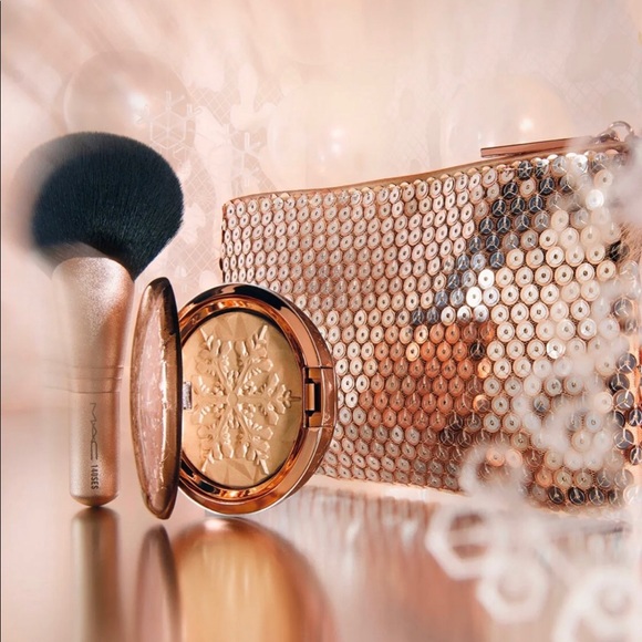 Mac Holiday Snow Ball 3-piece Face Set - Picture 1 of 5